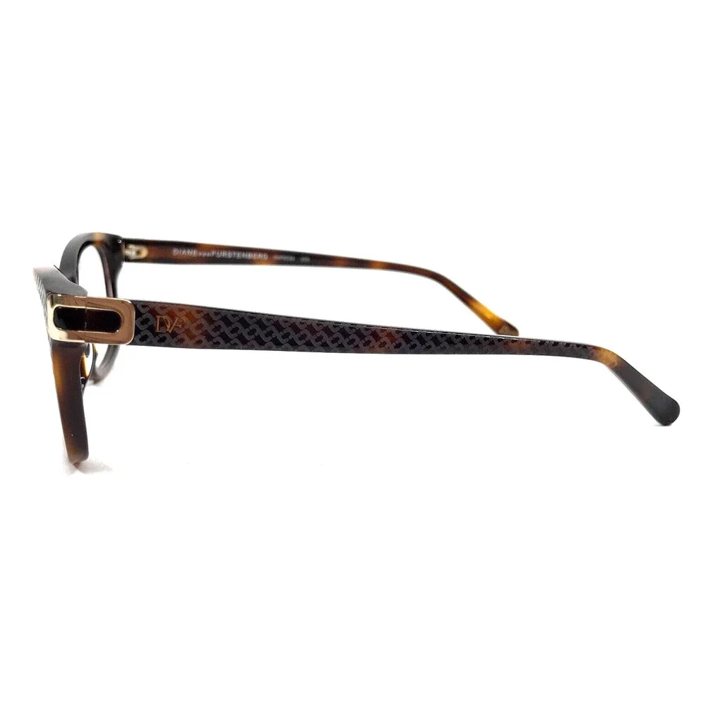 Diane Von Furstenberg demo lenses